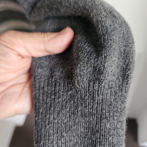 Luca NOBILI FIRENZE Gray and Pink Striped Men's Sweater - Picture 7 of 8